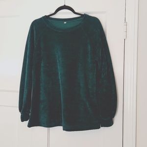 Green velvet Amazon Sweater
